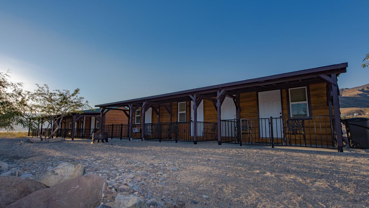 Panamint Springs Motel & Tents Exterior photo
